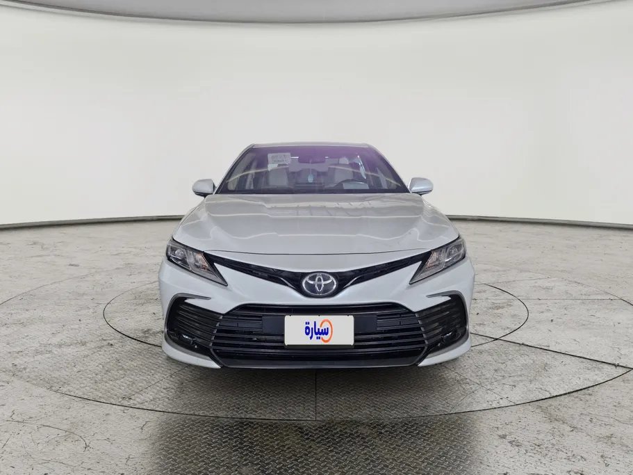 2023 Toyota Camry  GLEX 