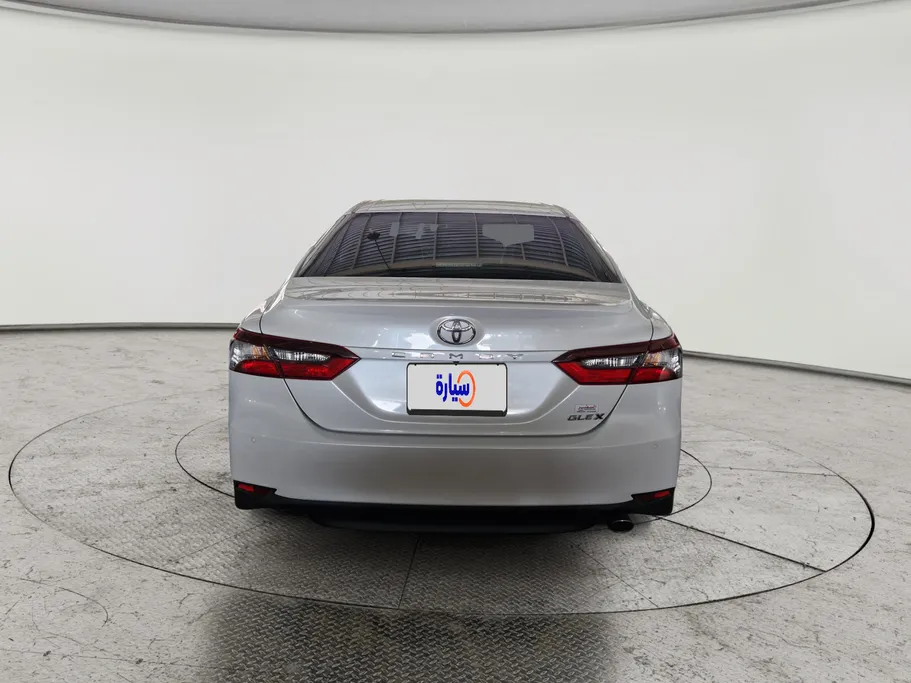 2023 Toyota Camry  GLEX 