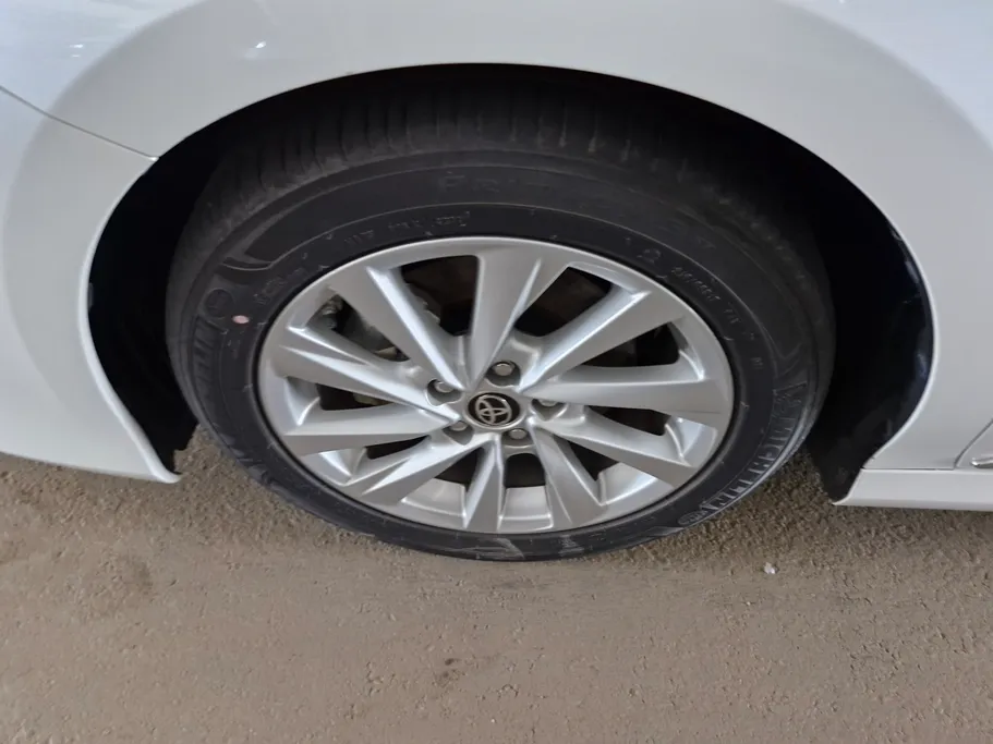 2023 Toyota Camry  GLEX 