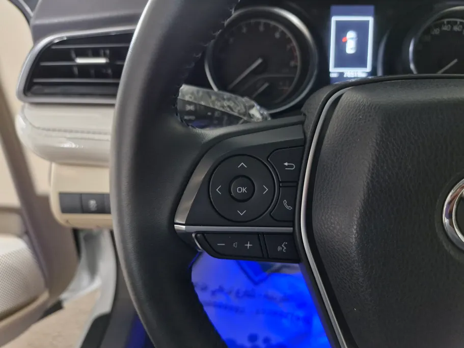 2023 Toyota Camry  GLEX 