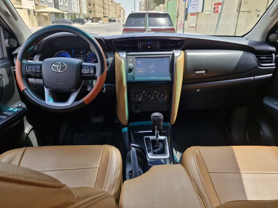 2023 Toyota Fortuner GX 