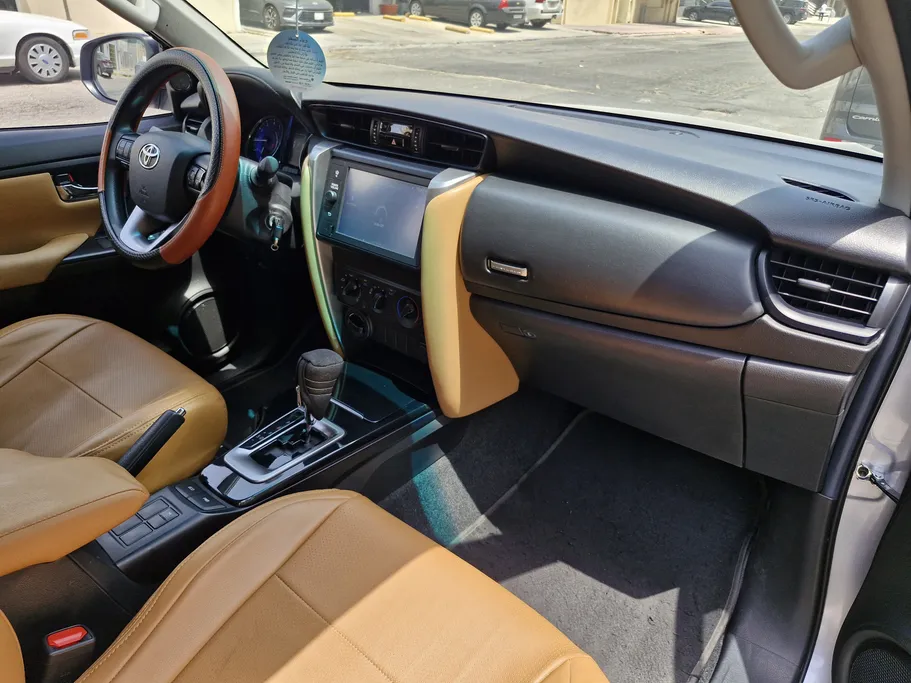 2023 Toyota Fortuner GX 