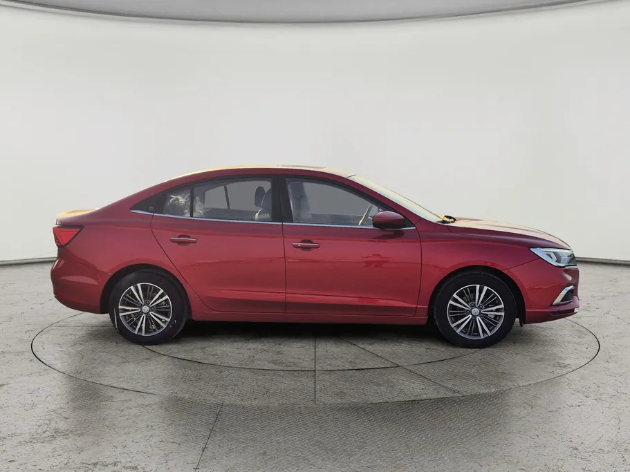 2022 MG 5 LUX 