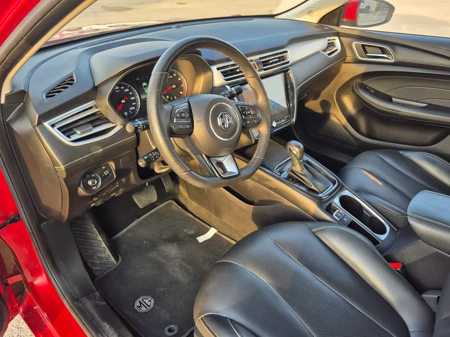 2022 MG 5 LUX 