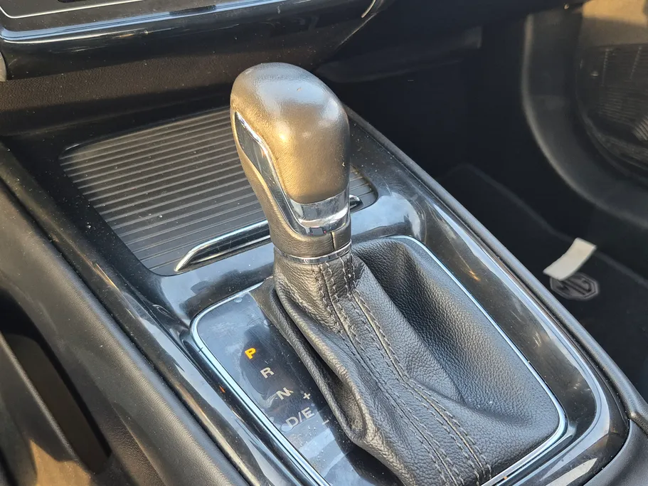 2022 MG 5 LUX 