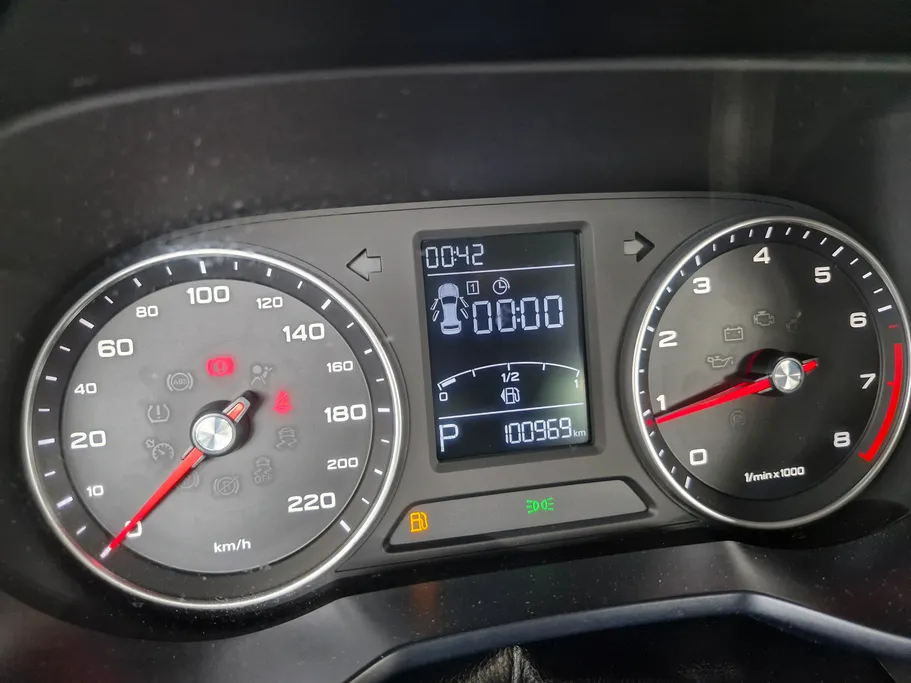ام جي 5 STD 2023 