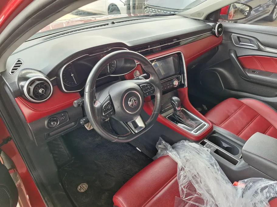 2020 MG 6 LUX 