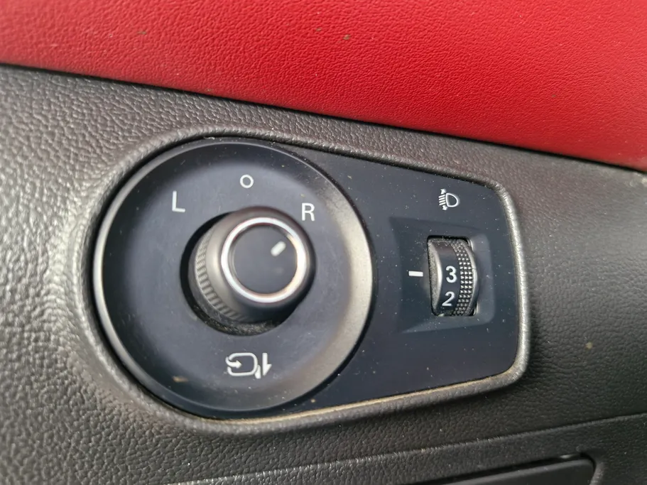2020 MG 6 LUX 