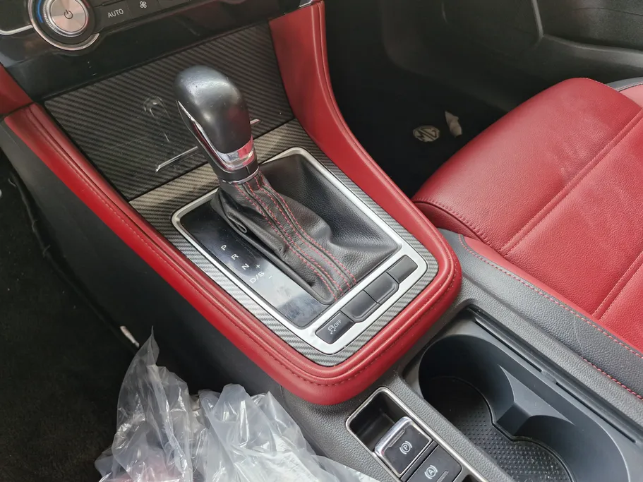 2020 MG 6 LUX 