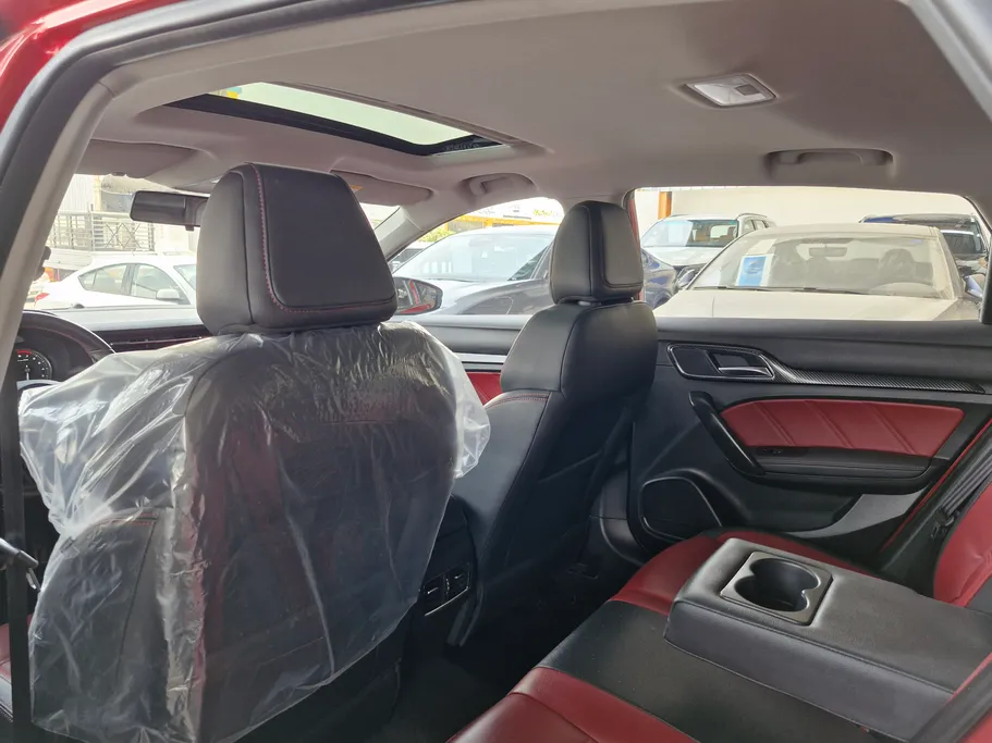 2020 MG 6 LUX 