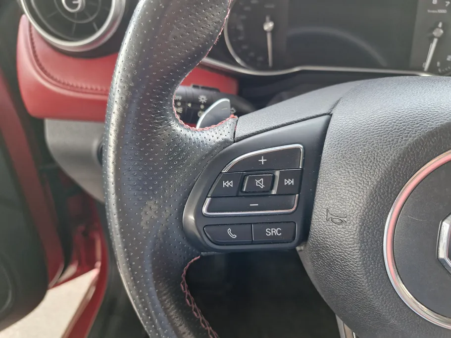 2020 MG 6 LUX 