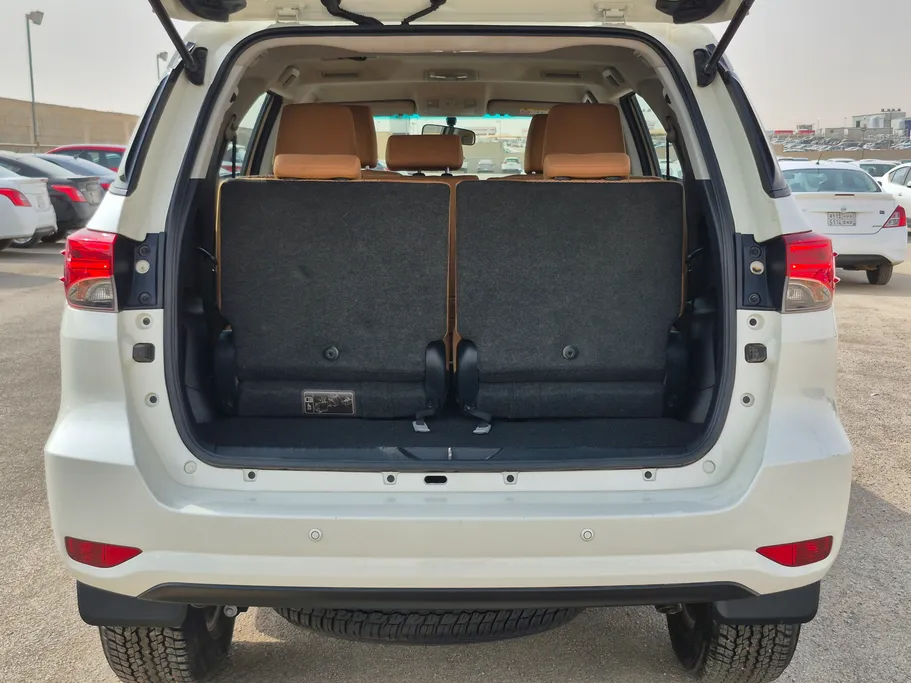 2022 Toyota Fortuner GX 