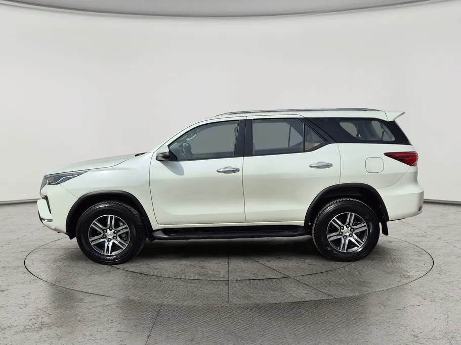 2022 Toyota Fortuner GX 