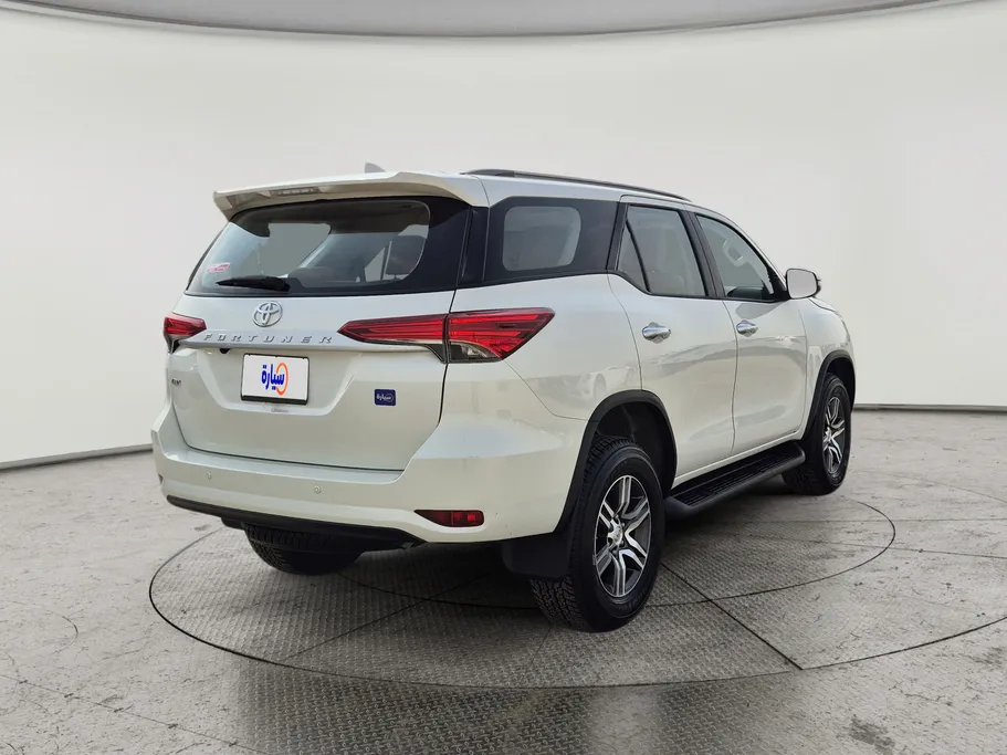 2022 Toyota Fortuner GX 