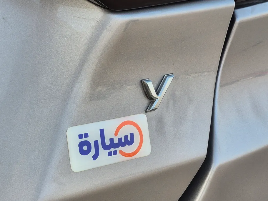تويوتا يارس Y 2023 