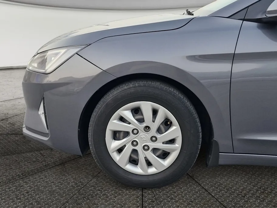 2020 Hyundai Elantra Smart 