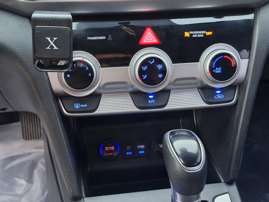 2020 Hyundai Elantra Smart 