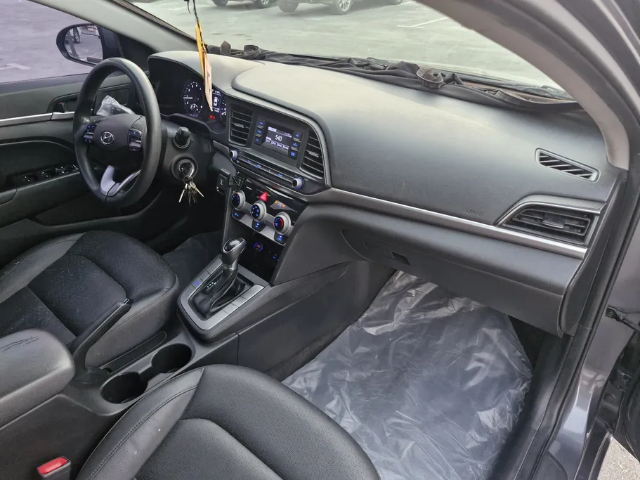 2020 Hyundai Elantra Smart 