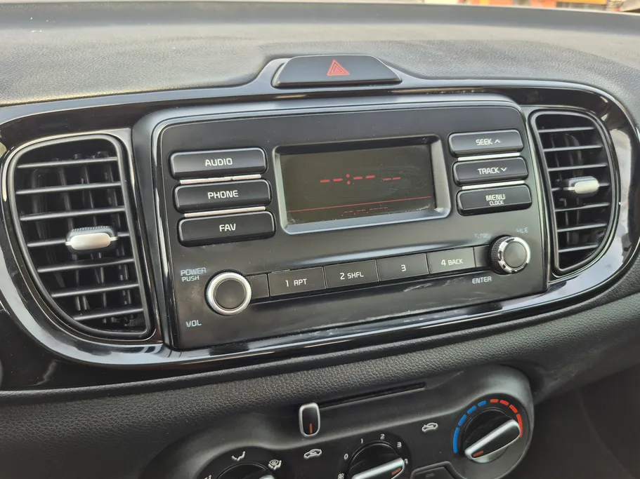 2023 Kia Pegas LX 