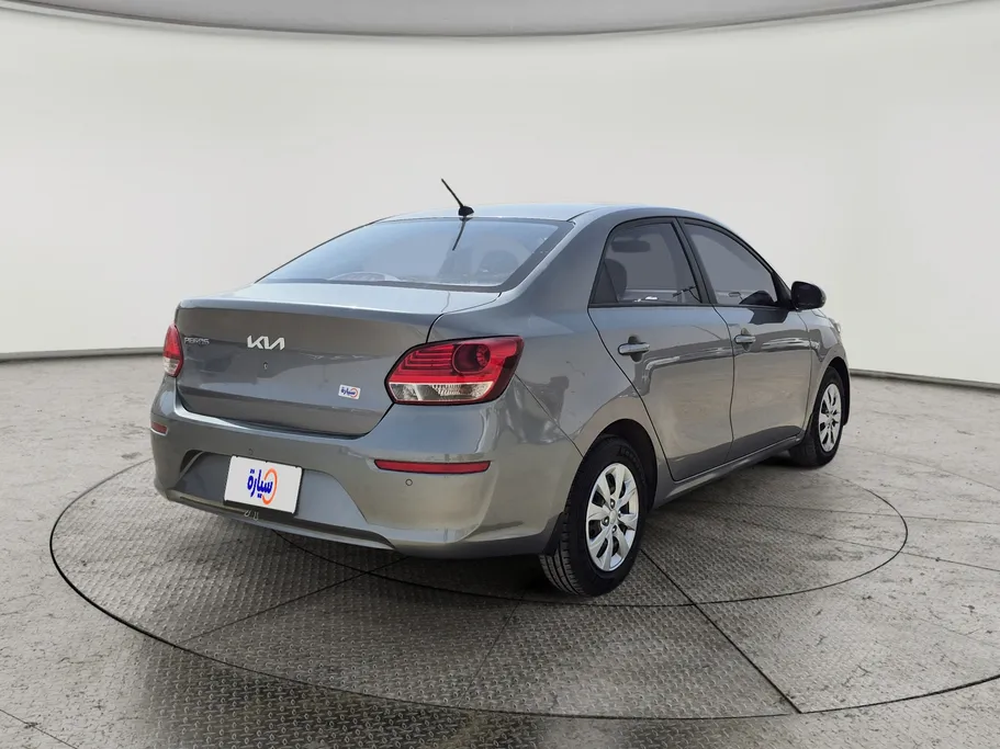 2022 Kia Pegas LX 