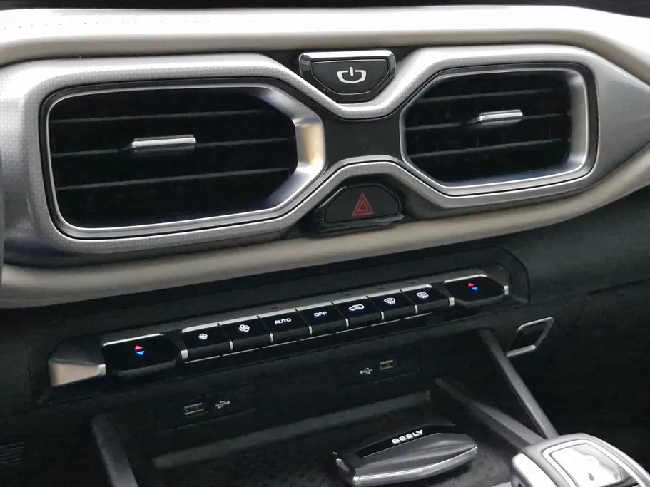 2022 Geely Okavango GF 