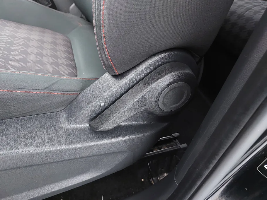 2022 MG ZS STD 