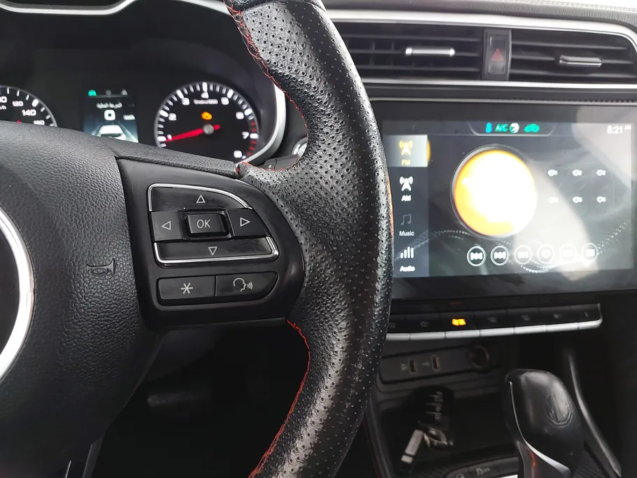 2022 MG ZS STD 