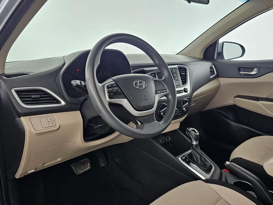 هيونداي اكسنت سمارت 2023 