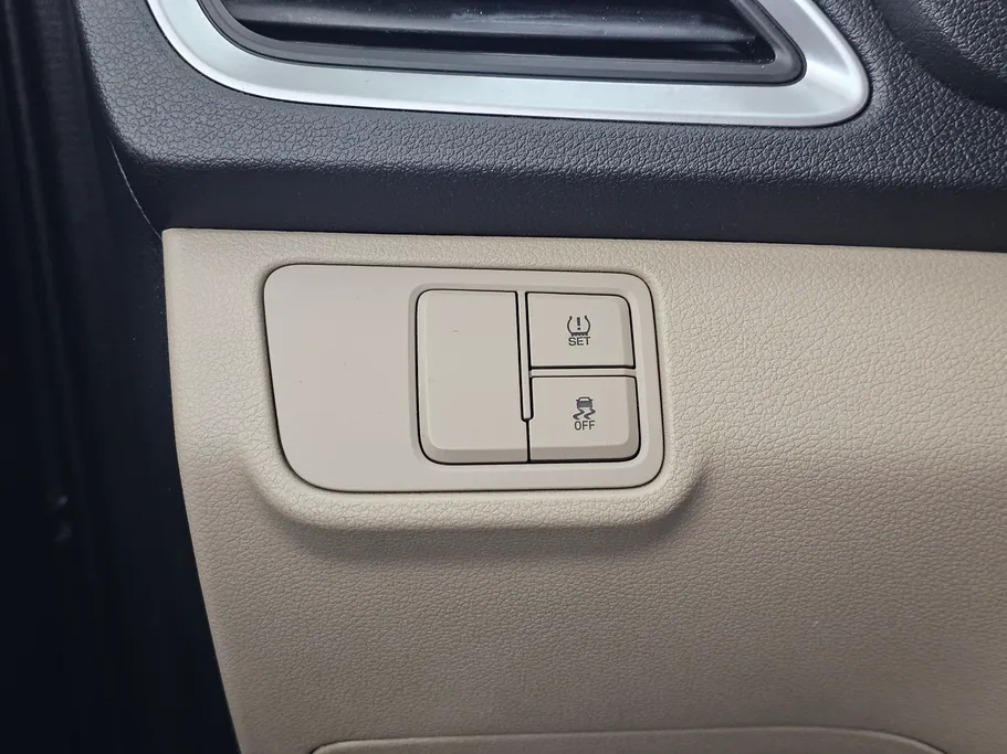 هيونداي اكسنت سمارت 2023 