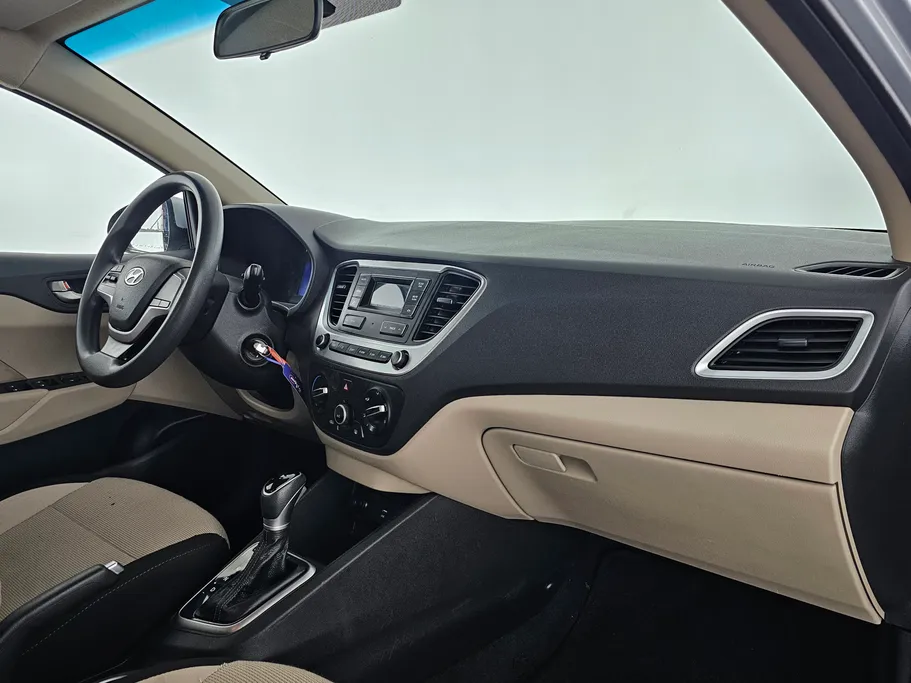 هيونداي اكسنت سمارت 2023 