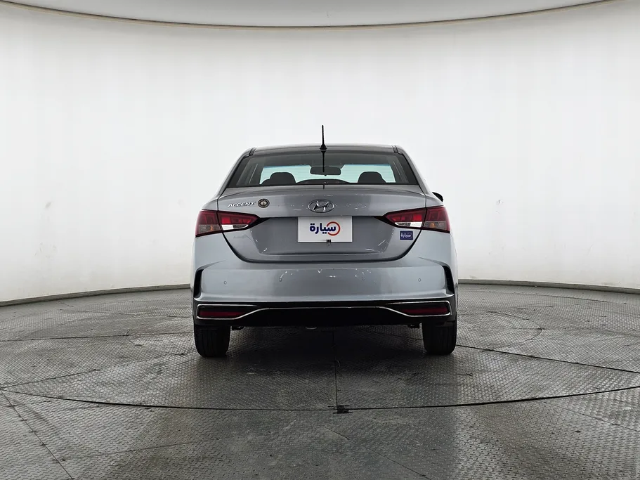 هيونداي اكسنت سمارت 2023 