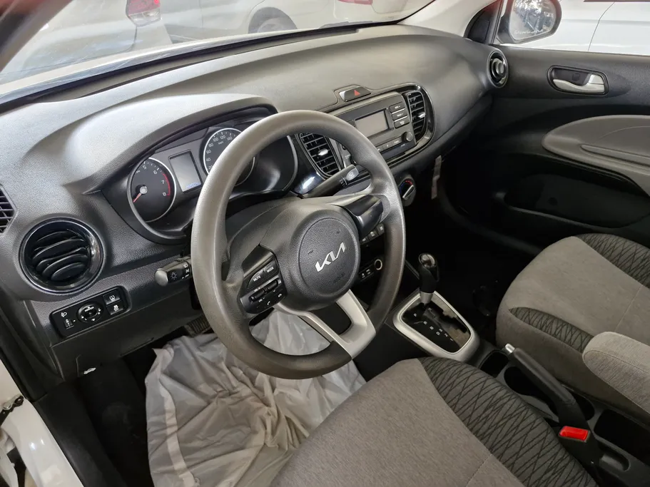 2022 Kia Pegas LX 