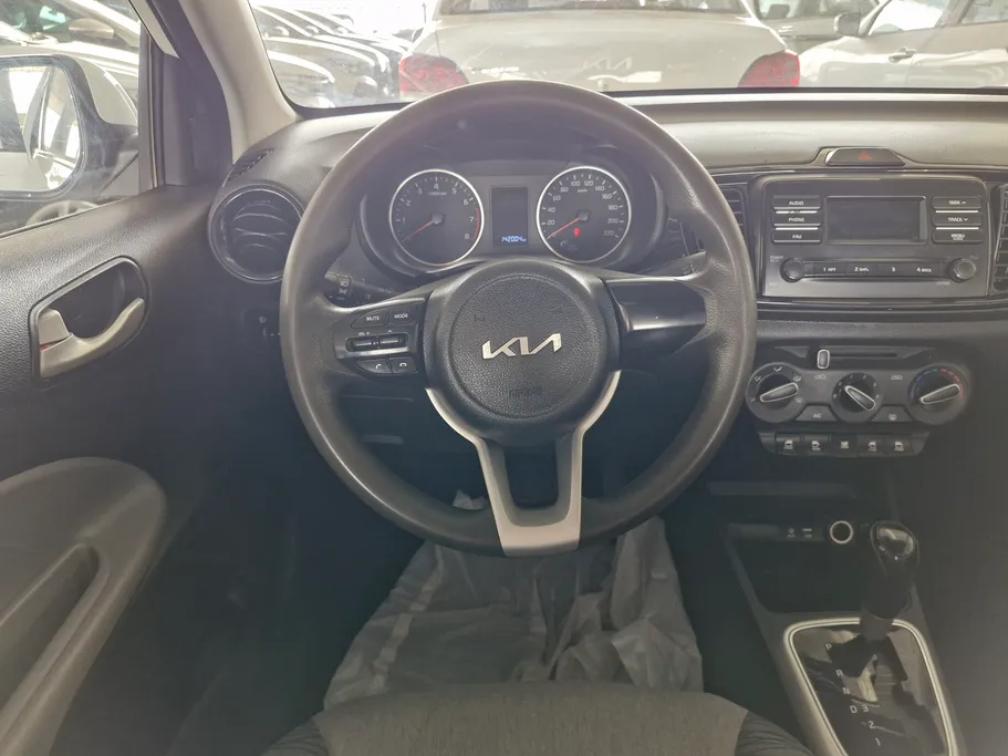 2022 Kia Pegas LX 
