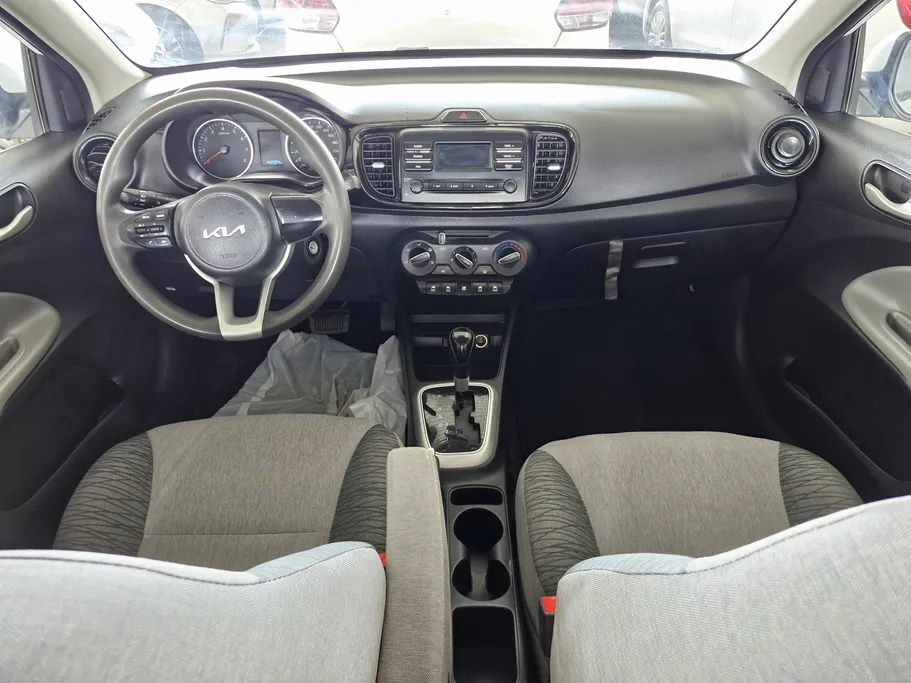 2022 Kia Pegas LX 