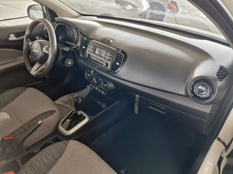 2022 Kia Pegas LX 