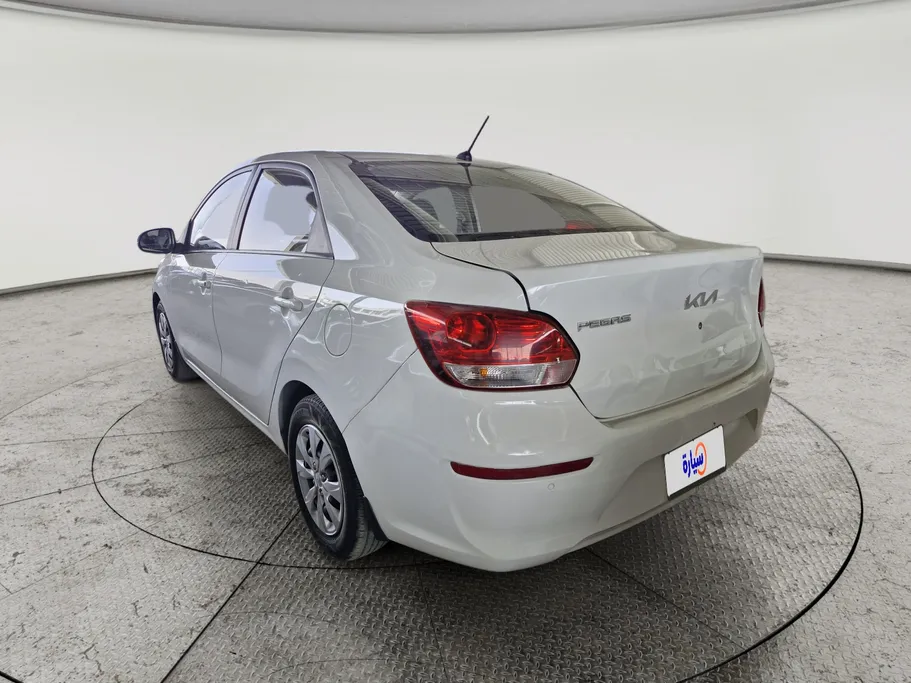 2022 Kia Pegas LX 