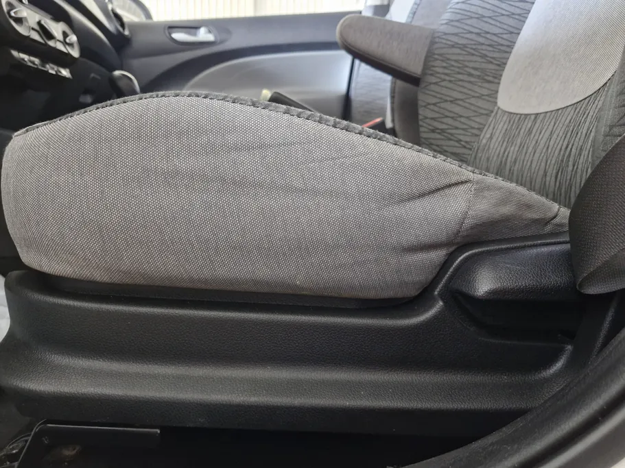 2022 Kia Pegas LX 