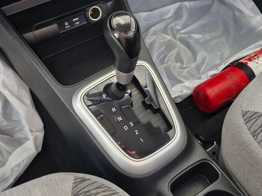 2022 Kia Pegas LX 