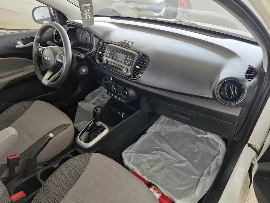 2022 Kia Pegas LX 