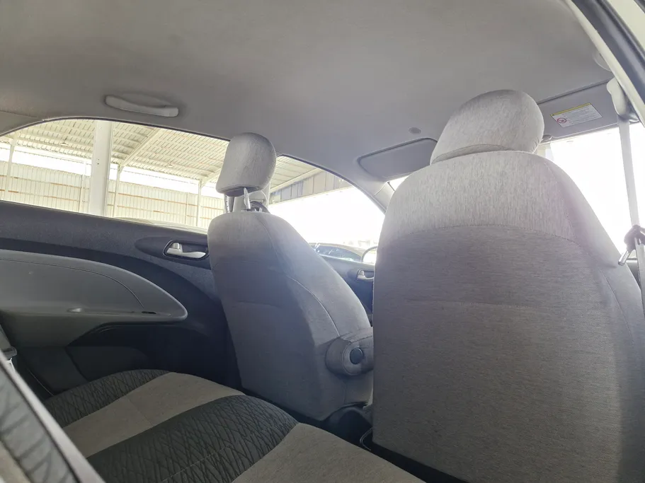 2022 Kia Pegas LX 