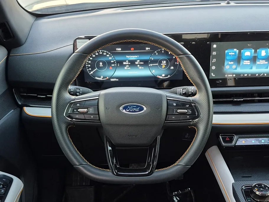 فورد تريتوري بلاك اديشن  2025 