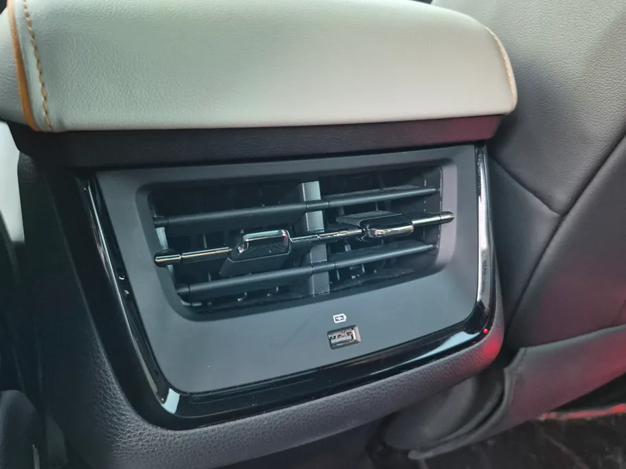 فورد تريتوري بلاك اديشن  2025 