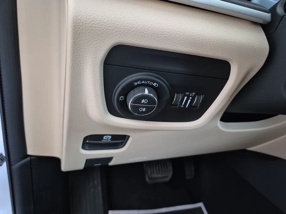 2023 Jeep Grand Cherokee ليمتد 
