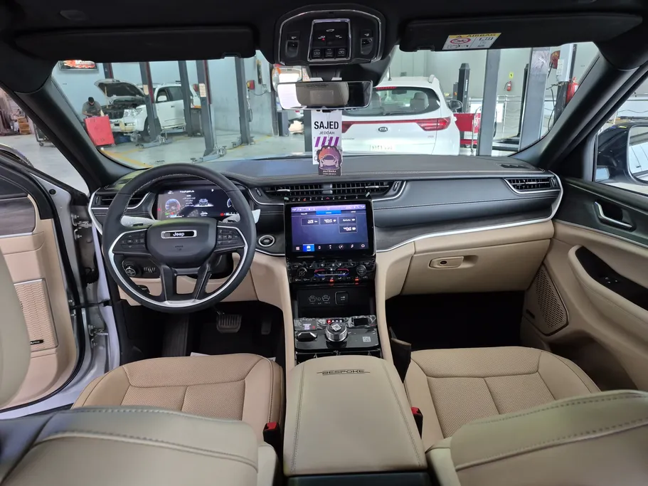 2023 Jeep Grand Cherokee ليمتد 