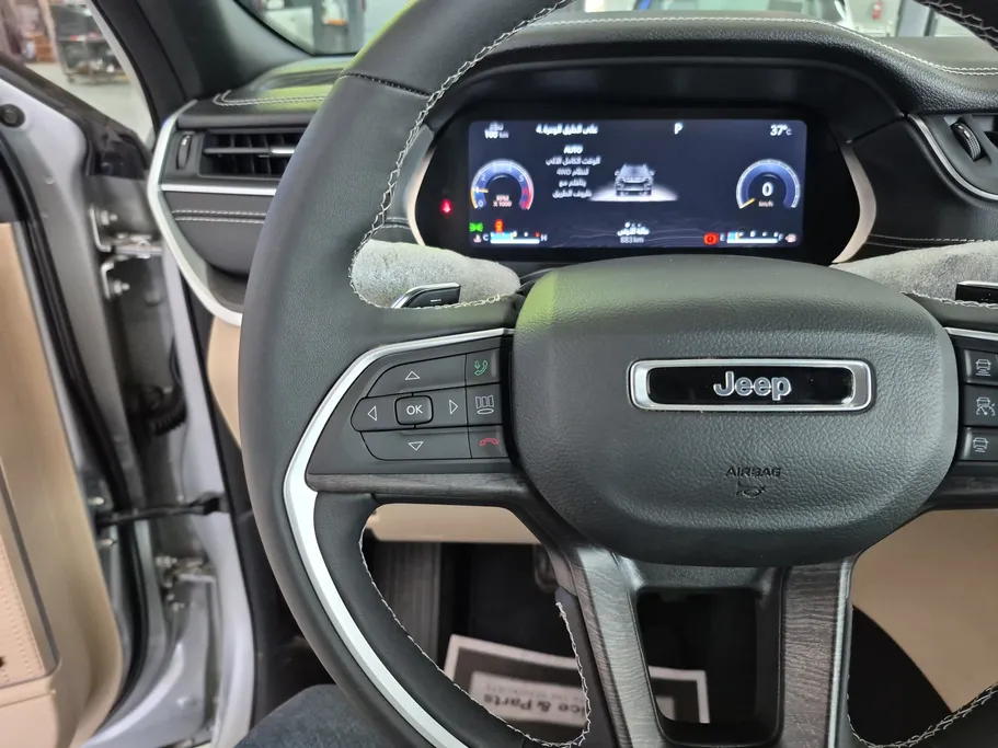 2023 Jeep Grand Cherokee ليمتد 