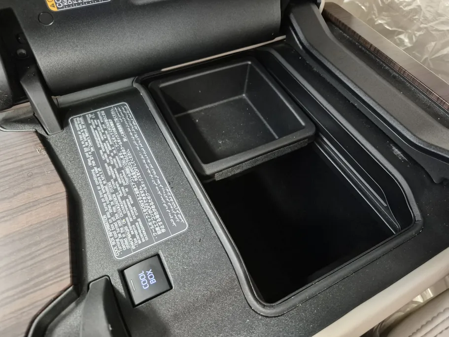 تويوتا لاندكروزر GXR4 2024 