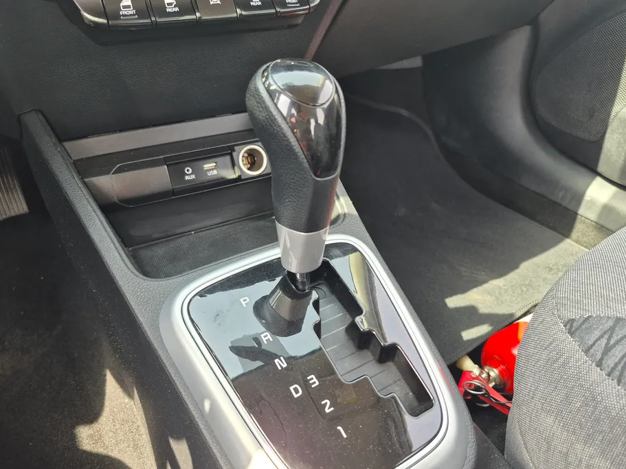 2022 Kia Pegas LX 