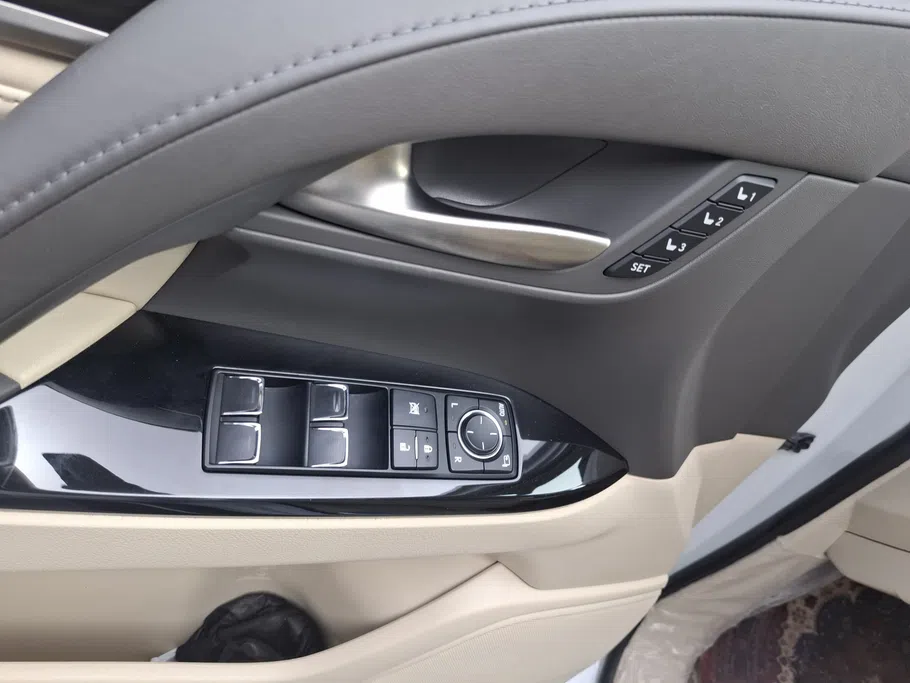 2021 Lexus LX 570 S Sport 