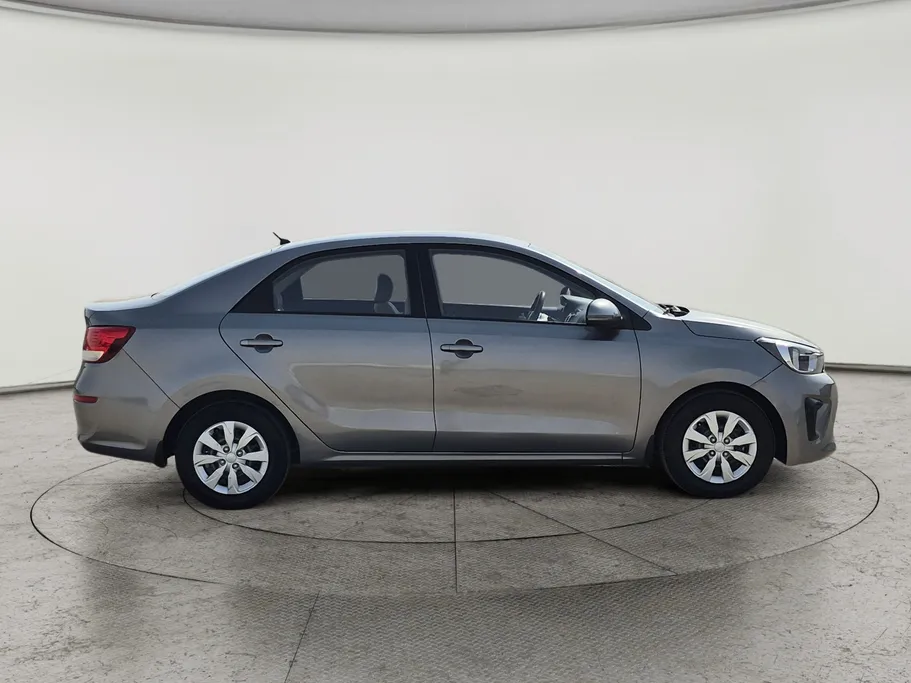 2022 Kia Pegas LX 