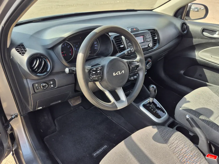 2022 Kia Pegas LX 